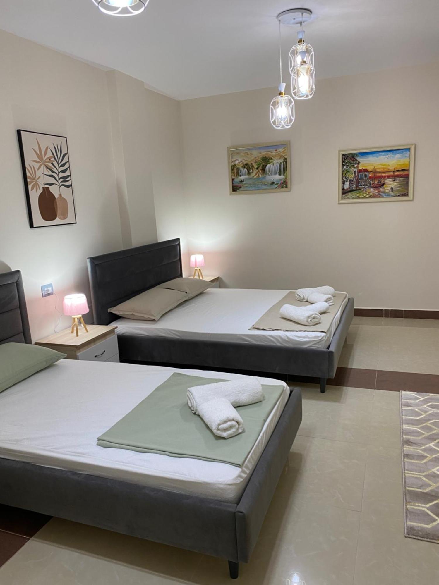 Tinas Rooms Durrës Eksteriør billede